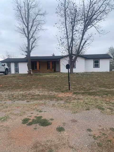 Photo 12 — 503 S Carnegie Street, Carnegie, OK 73015