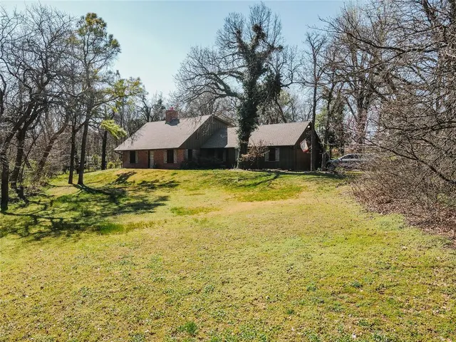 Photo 5 — 6600 Acorn Drive, Oklahoma City, OK 73151