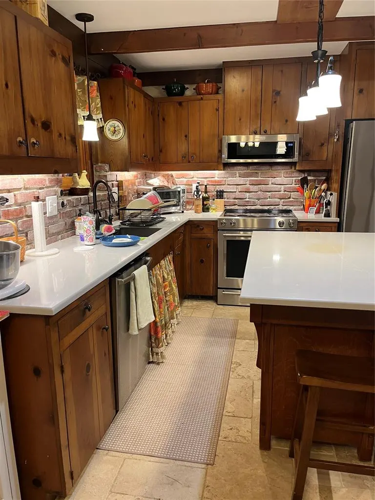 Photo 8 — 6600 Acorn Drive, Oklahoma City, OK 73151