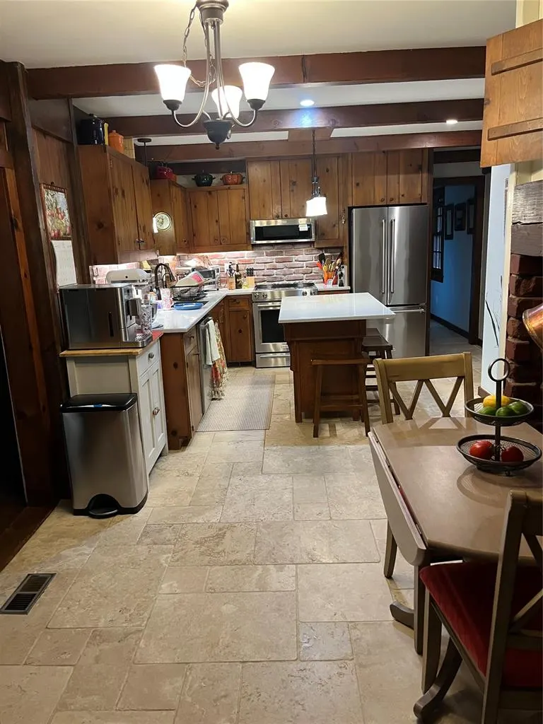Photo 9 — 6600 Acorn Drive, Oklahoma City, OK 73151