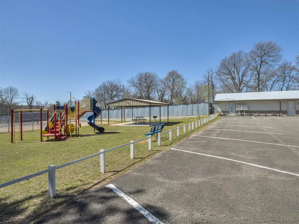 Photo 42 — 417871 Sunset Lane, Checotah, OK 74426