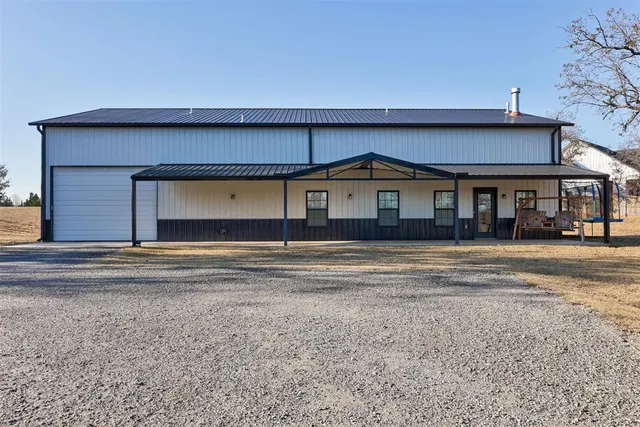 Front exterior — 6005 Lindberg Lane, Arcadia, OK 73007