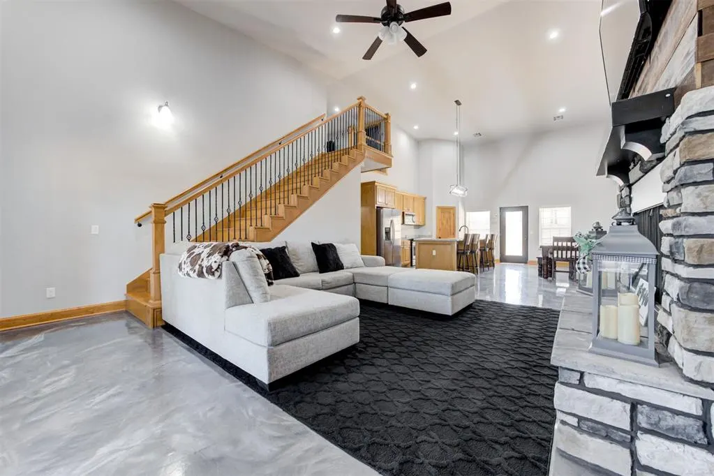 Photo 5 — 6005 Lindberg Lane, Arcadia, OK 73007