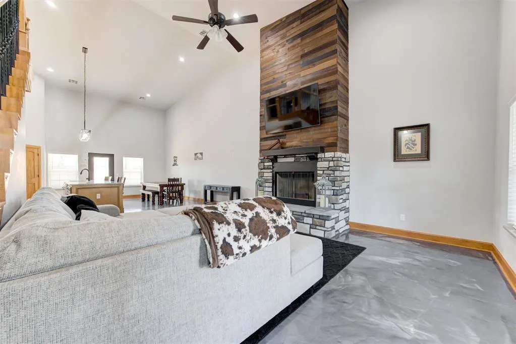Photo 6 — 6005 Lindberg Lane, Arcadia, OK 73007