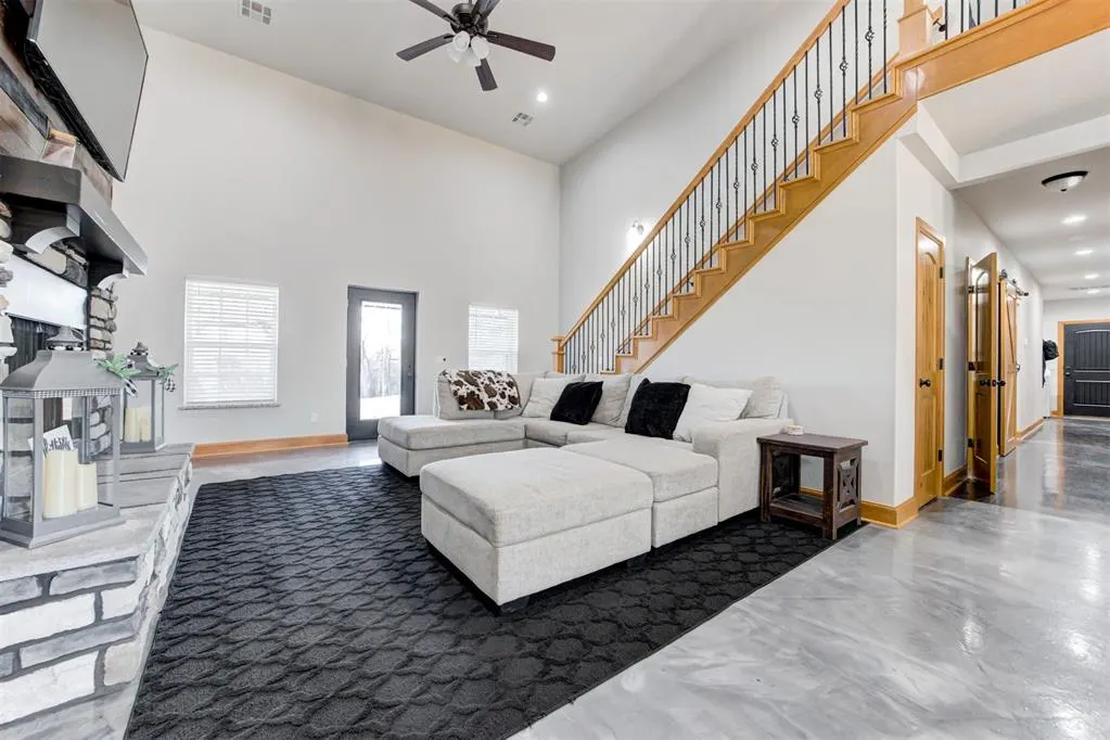 Photo 8 — 6005 Lindberg Lane, Arcadia, OK 73007