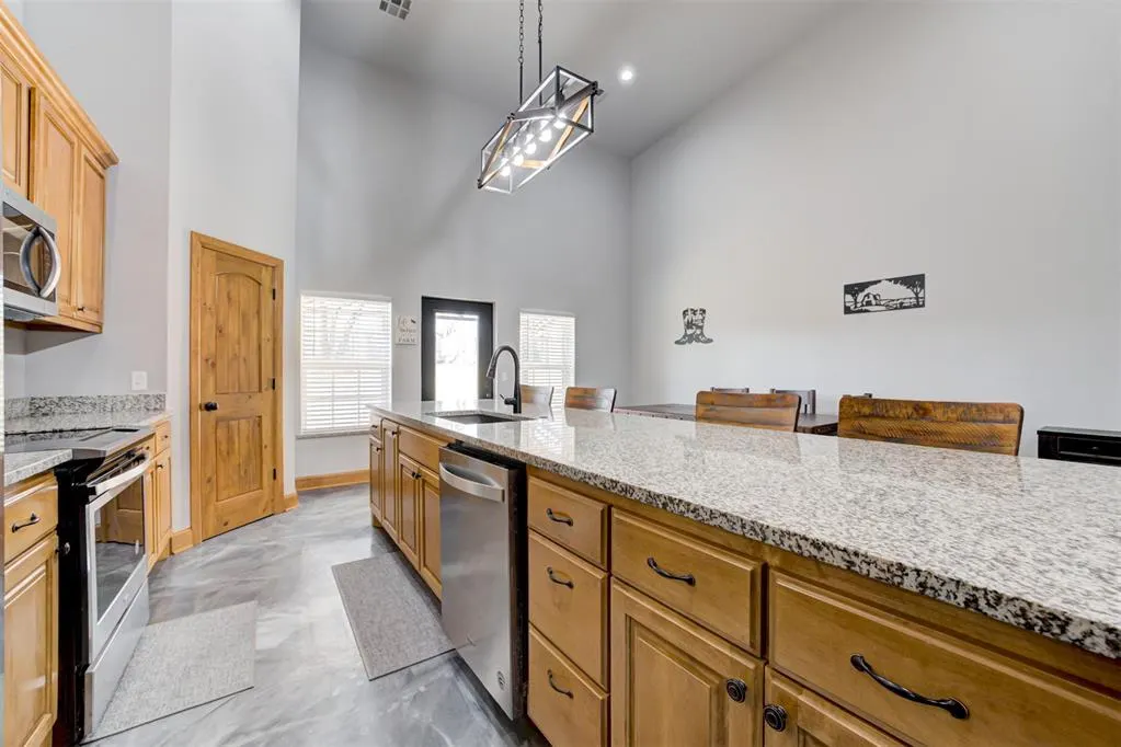 Photo 15 — 6005 Lindberg Lane, Arcadia, OK 73007
