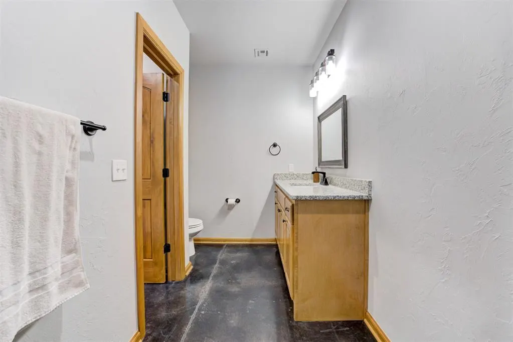 Photo 32 — 6005 Lindberg Lane, Arcadia, OK 73007