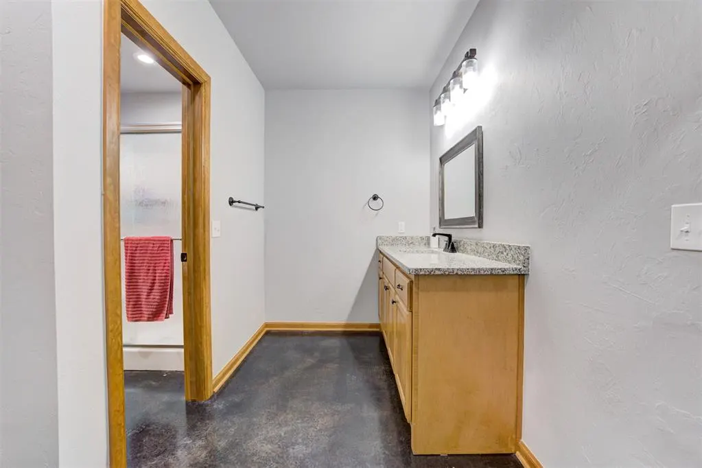 Photo 36 — 6005 Lindberg Lane, Arcadia, OK 73007