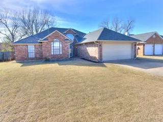 Sold home at 1313 Simon Avenue