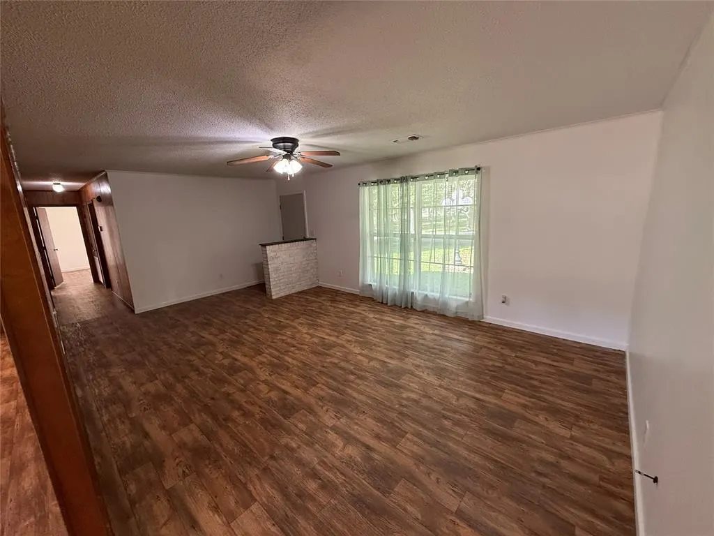 Photo 6 — 707 S McClure Street, Broken Bow, OK 74728
