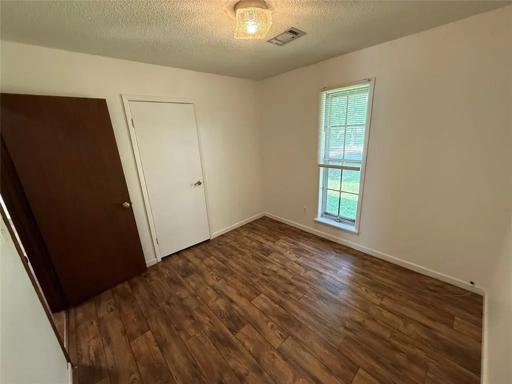 Photo 14 — 707 S McClure Street, Broken Bow, OK 74728