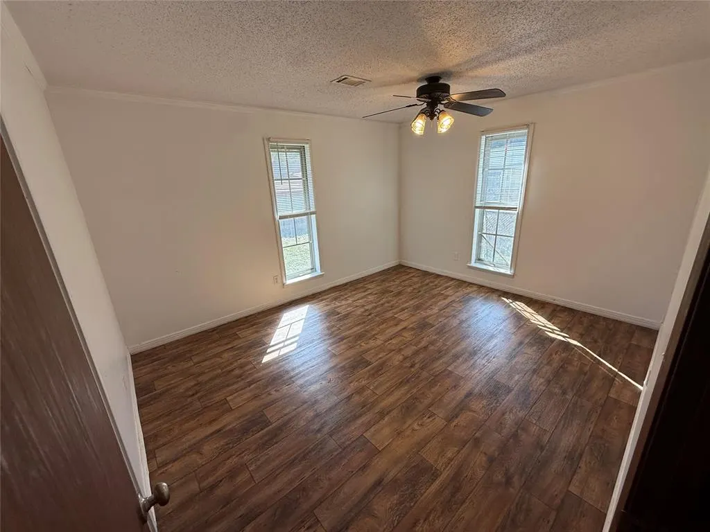 Photo 17 — 707 S McClure Street, Broken Bow, OK 74728