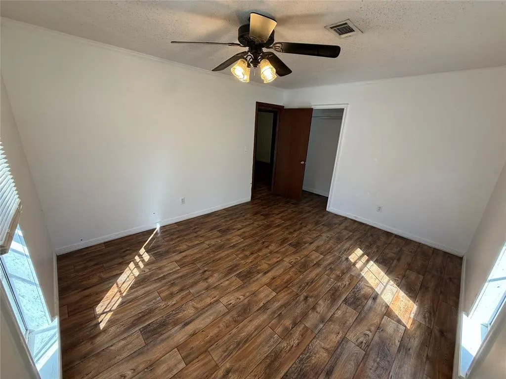 Photo 18 — 707 S McClure Street, Broken Bow, OK 74728