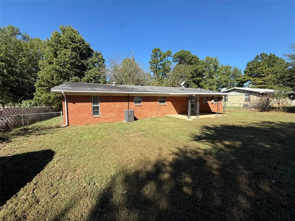 Photo 30 — 707 S McClure Street, Broken Bow, OK 74728