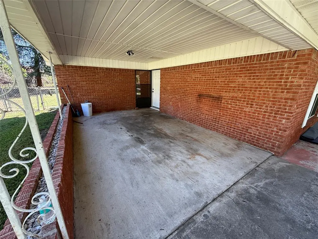 Photo 32 — 707 S McClure Street, Broken Bow, OK 74728