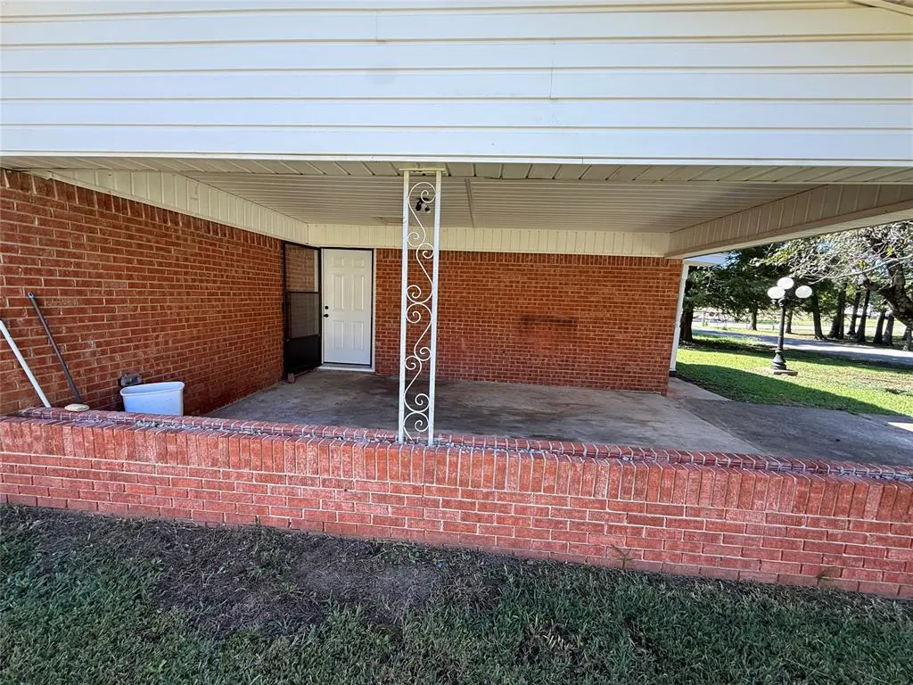 Photo 33 — 707 S McClure Street, Broken Bow, OK 74728