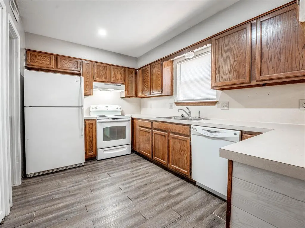 Photo 10 — 105 N Hortense Avenue, Edmond, OK 73034