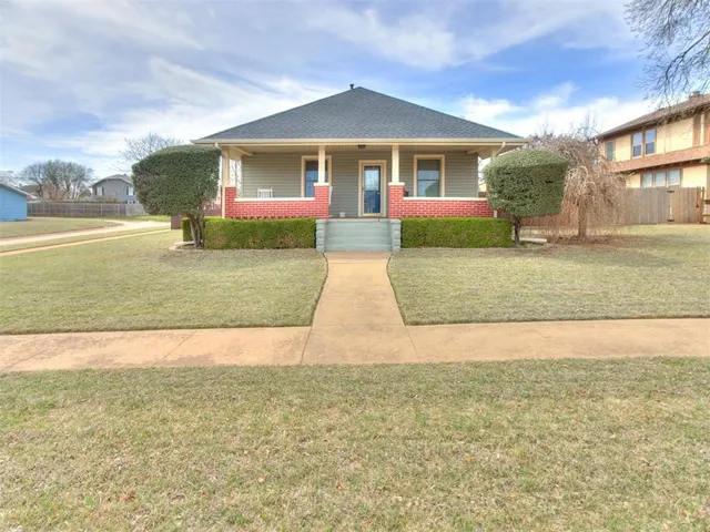 Front exterior — 622 S Main Street, Kingfisher, OK 73750