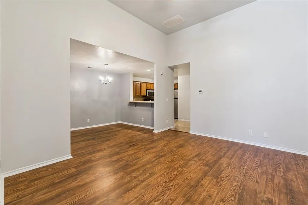 Photo 5 — 2622 Featherstone Road C, Oklahoma City, OK 73120