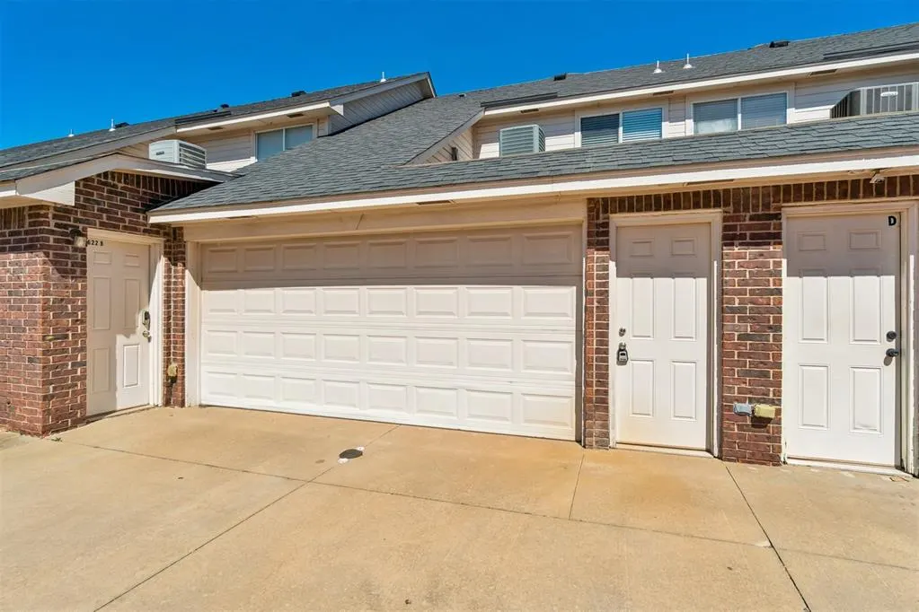 Photo 19 — 2622 Featherstone Road C, Oklahoma City, OK 73120