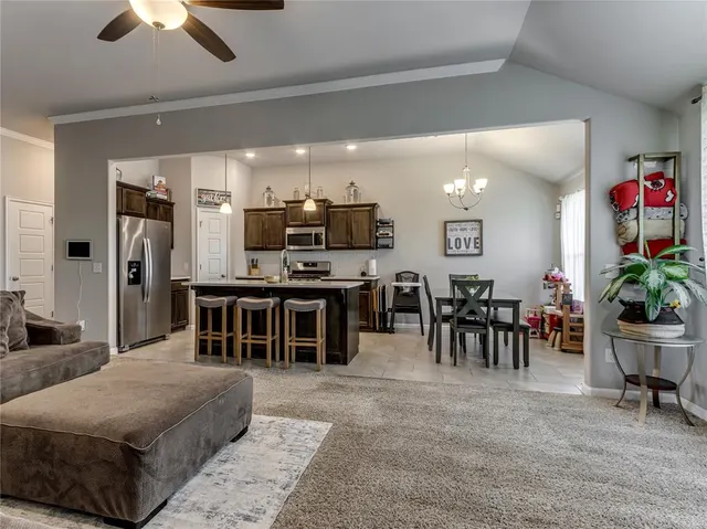 Photo 6 — 2117 Snapper Lane, Midwest City, OK 73130