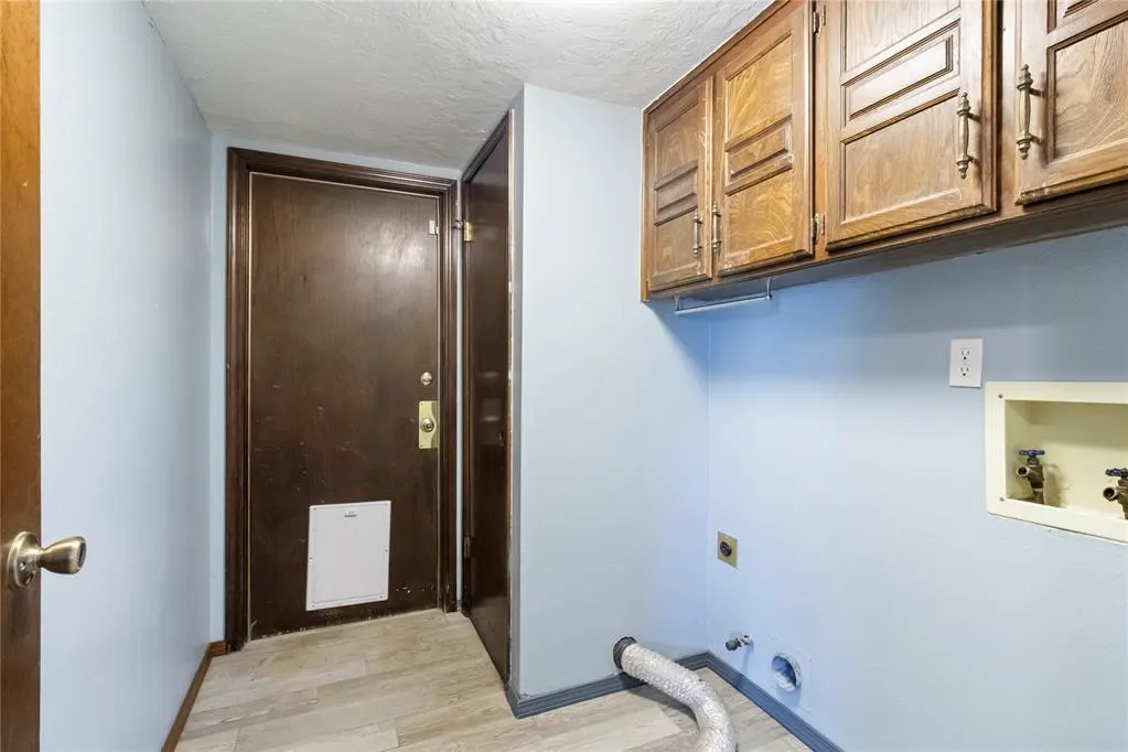Photo 8 — 216 S Patterson Drive, Moore, OK 73160