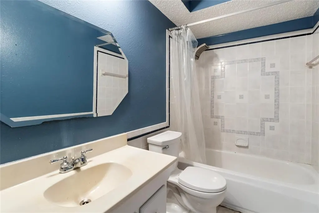 Photo 15 — 216 S Patterson Drive, Moore, OK 73160