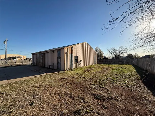 Photo 2 — 612 Edmond Rd NW, Piedmont, OK 73078