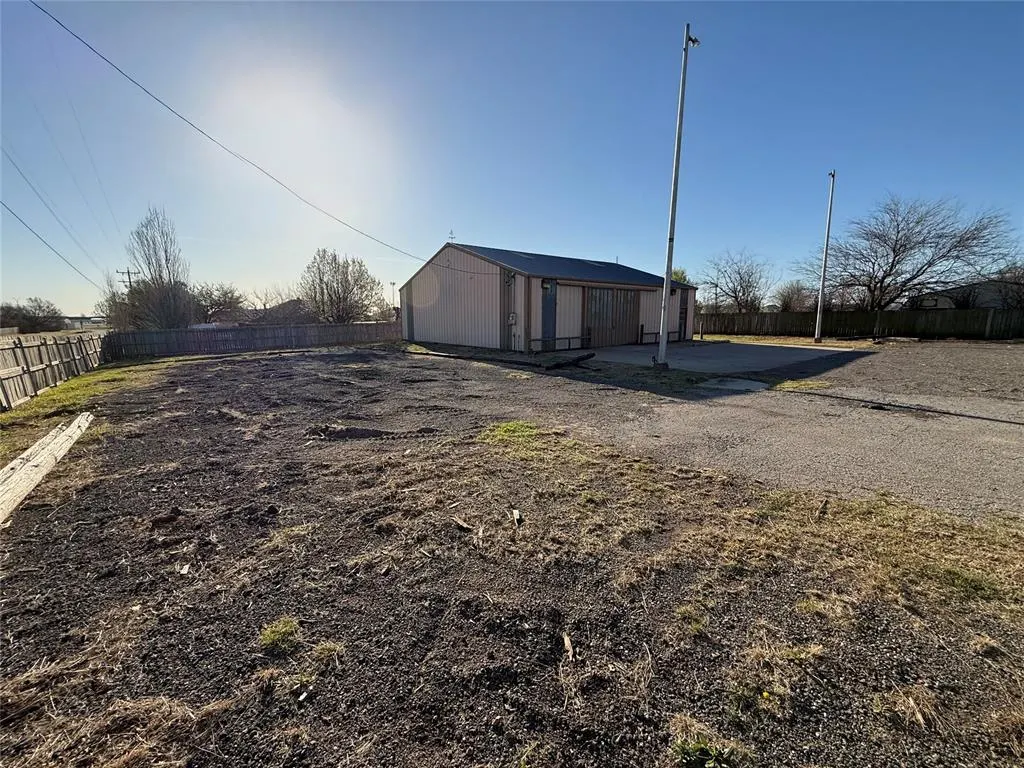 Photo 12 — 612 Edmond Rd NW, Piedmont, OK 73078