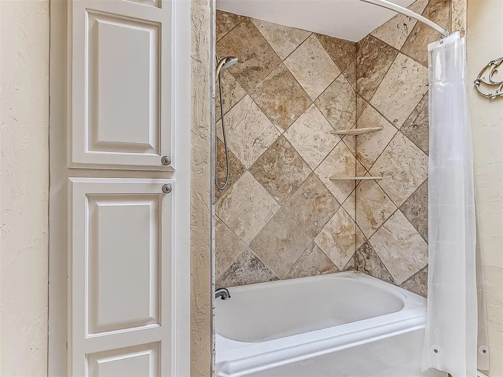 Photo 28 — 7813 Old Hickory Lane, Oklahoma City, OK 73116