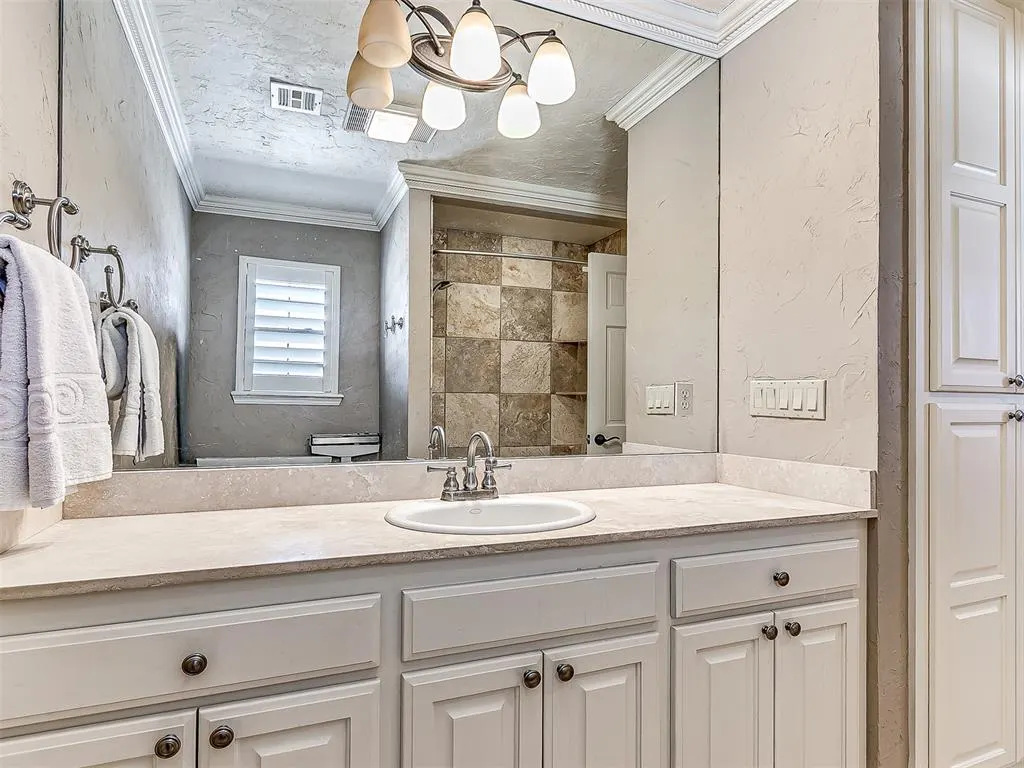 Photo 36 — 7813 Old Hickory Lane, Oklahoma City, OK 73116