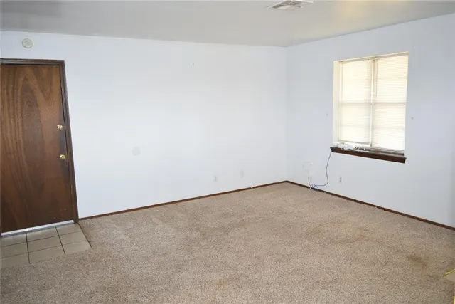 Photo 2 — 612 Nichols Avenue, Tecumseh, OK 74873