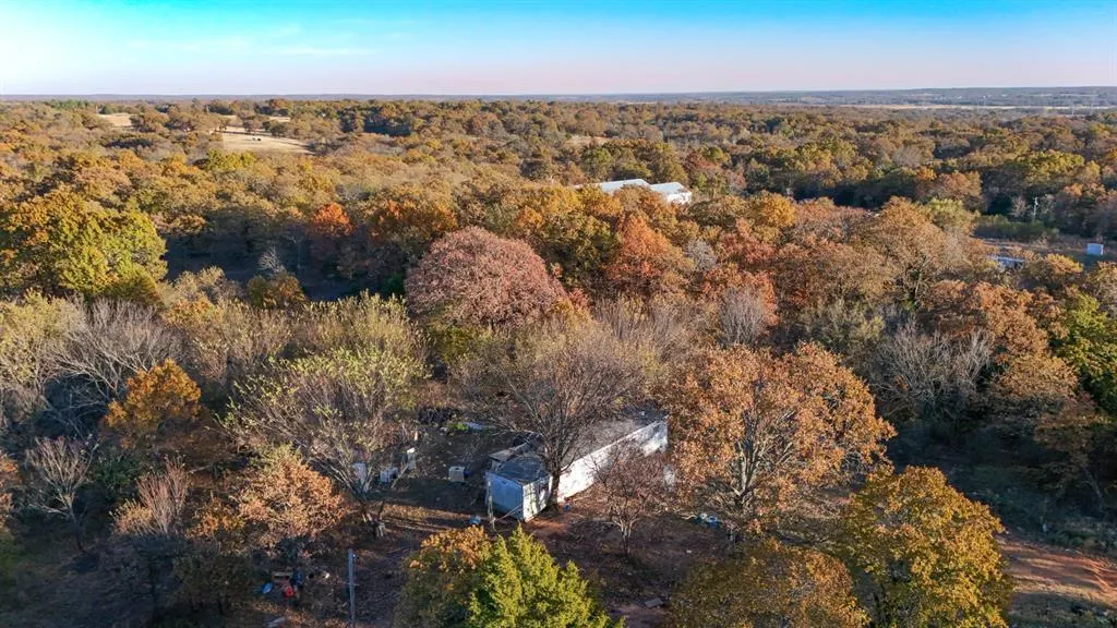 Photo 3 — 26559 White Oaks Lane, Tecumseh, OK 74873