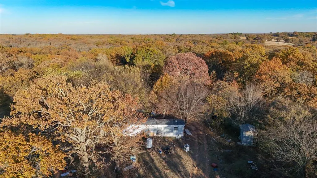 Photo 4 — 26559 White Oaks Lane, Tecumseh, OK 74873