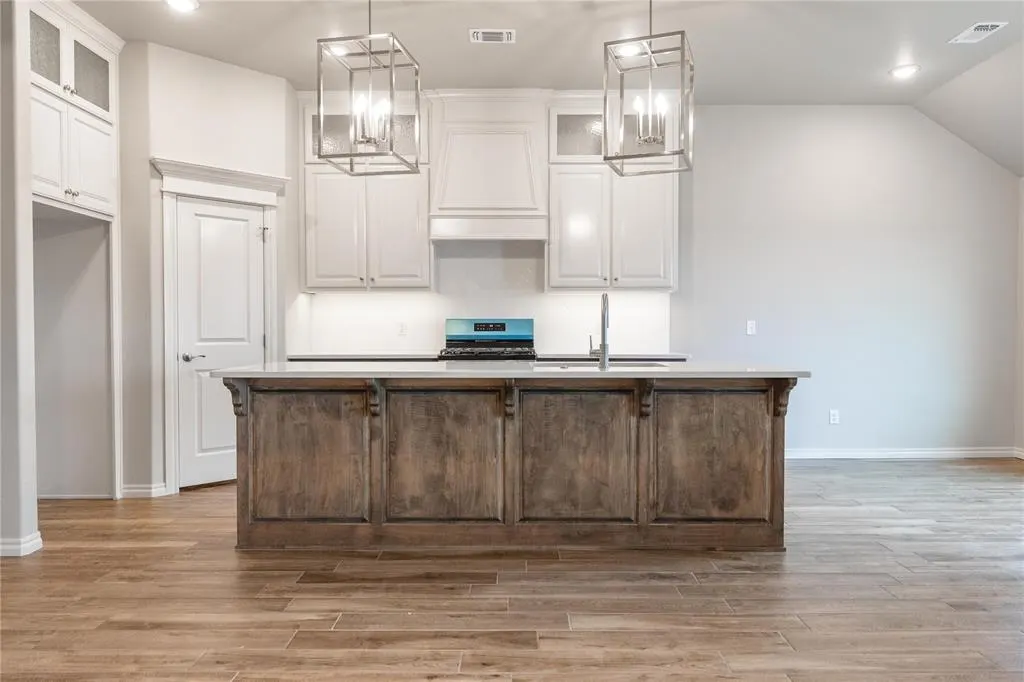 Photo 5 — 804 Westfall Drive, Choctaw, OK 73020