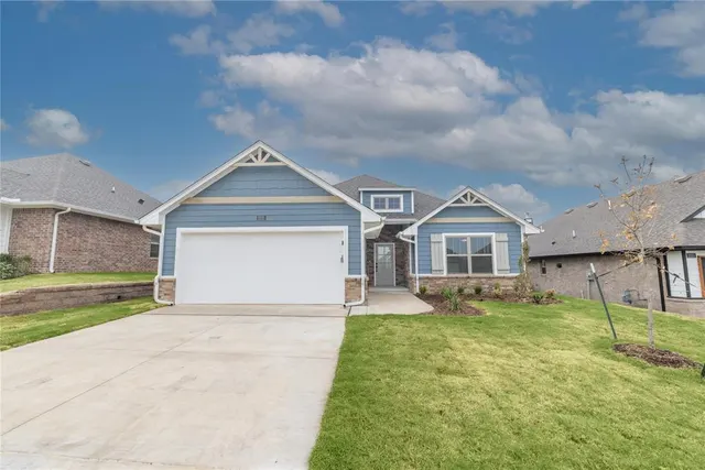 Photo 2 — 2225 NW 170th Street, Edmond, OK 73012