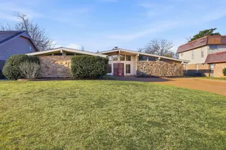 Sold home at 6209 NW 85th Street