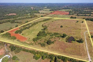 Sold home at 4 E Simmons and N Luther Road