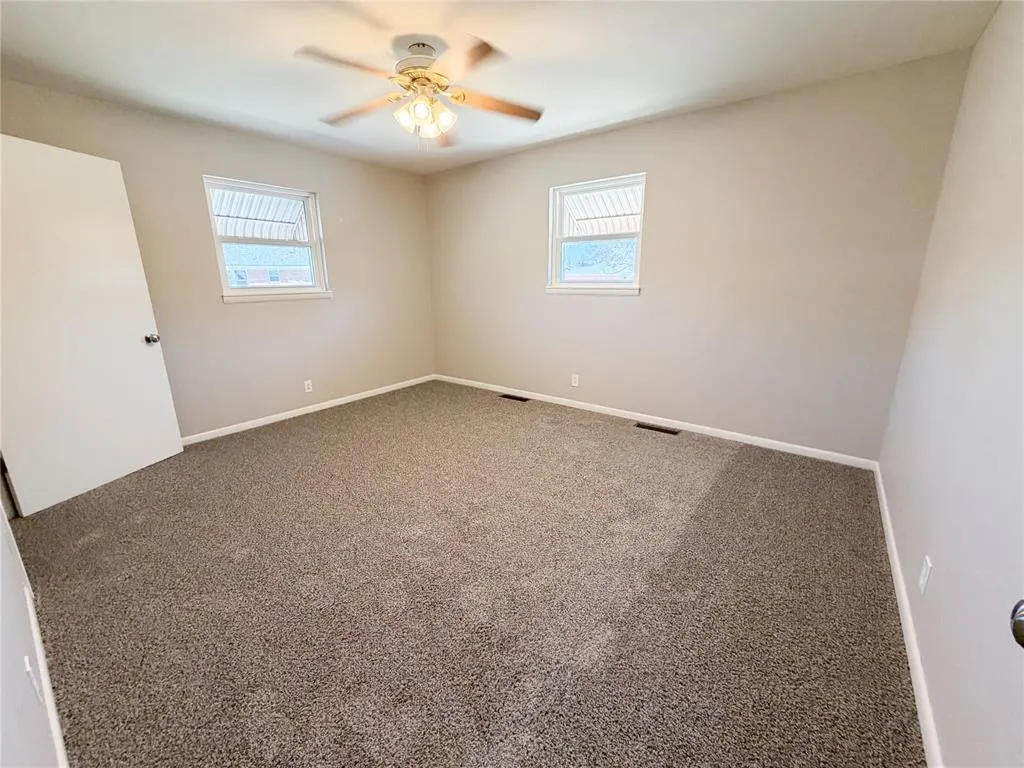 Photo 10 — 101 Mimosa Street, Cordell, OK 73632