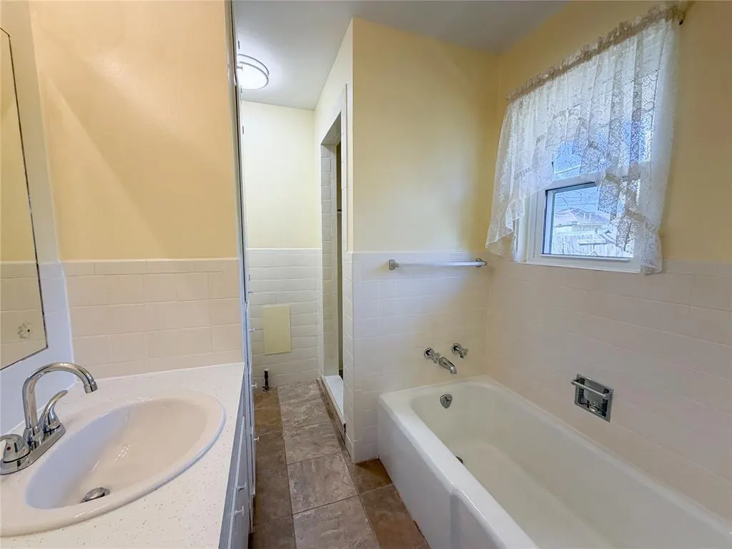 Photo 15 — 101 Mimosa Street, Cordell, OK 73632