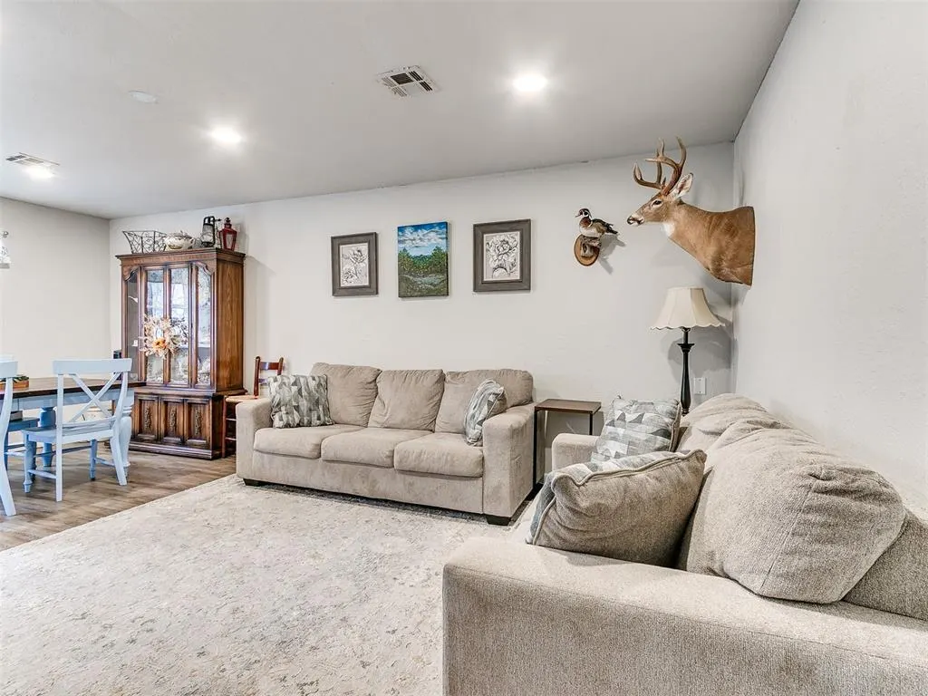 Photo 4 — 603 Holsey Drive, Noble, OK 73068