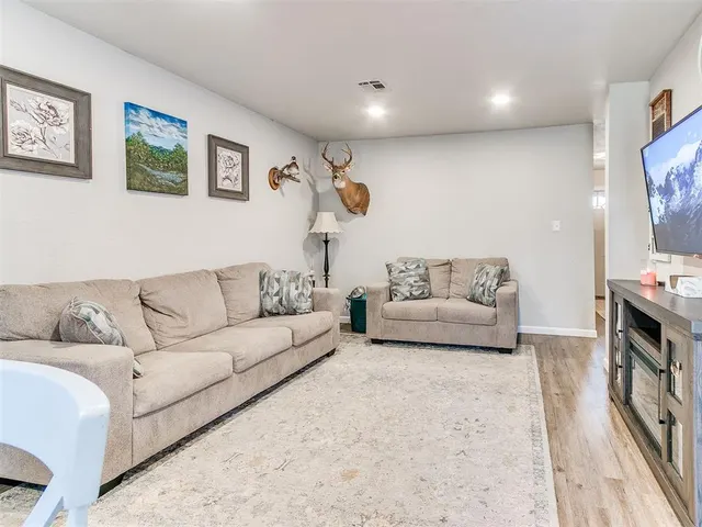 Photo 5 — 603 Holsey Drive, Noble, OK 73068