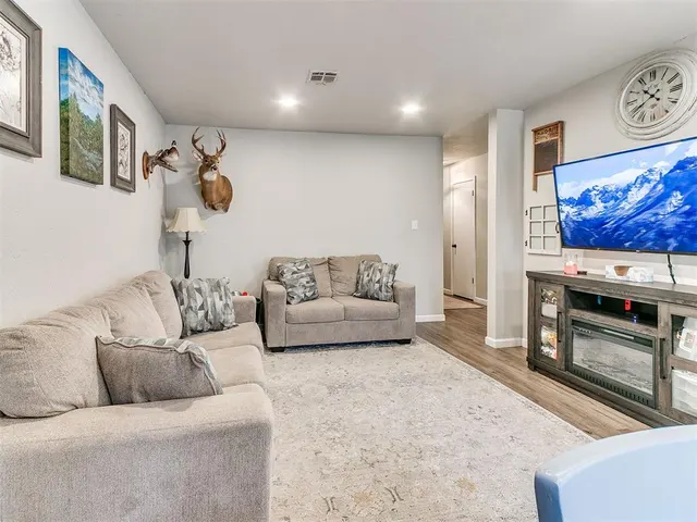 Photo 6 — 603 Holsey Drive, Noble, OK 73068