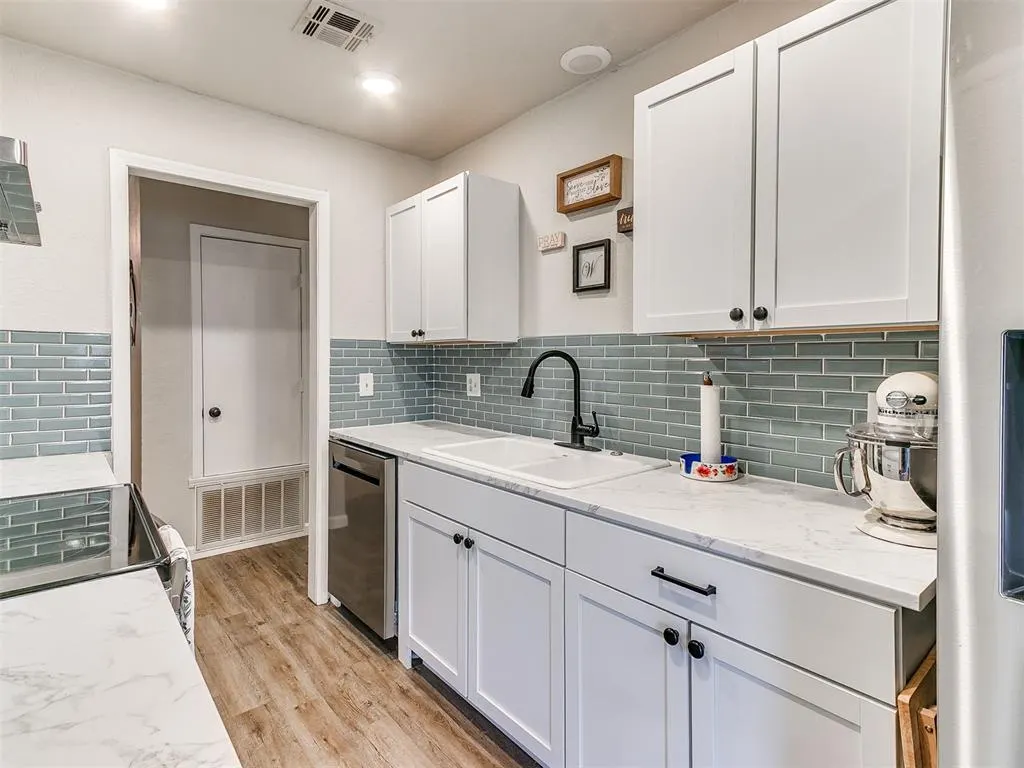 Photo 8 — 603 Holsey Drive, Noble, OK 73068