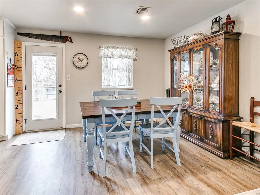 Photo 14 — 603 Holsey Drive, Noble, OK 73068