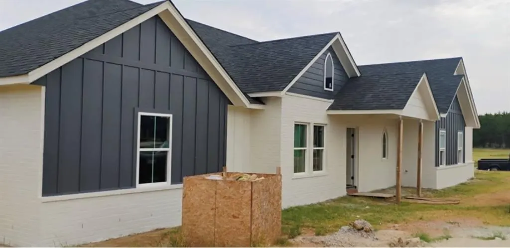 Front exterior — 4600 Red Bird Road, Shawnee, OK 74804