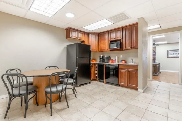 Photo 6 — 1230 Frisco Avenue, Clinton, OK 73601