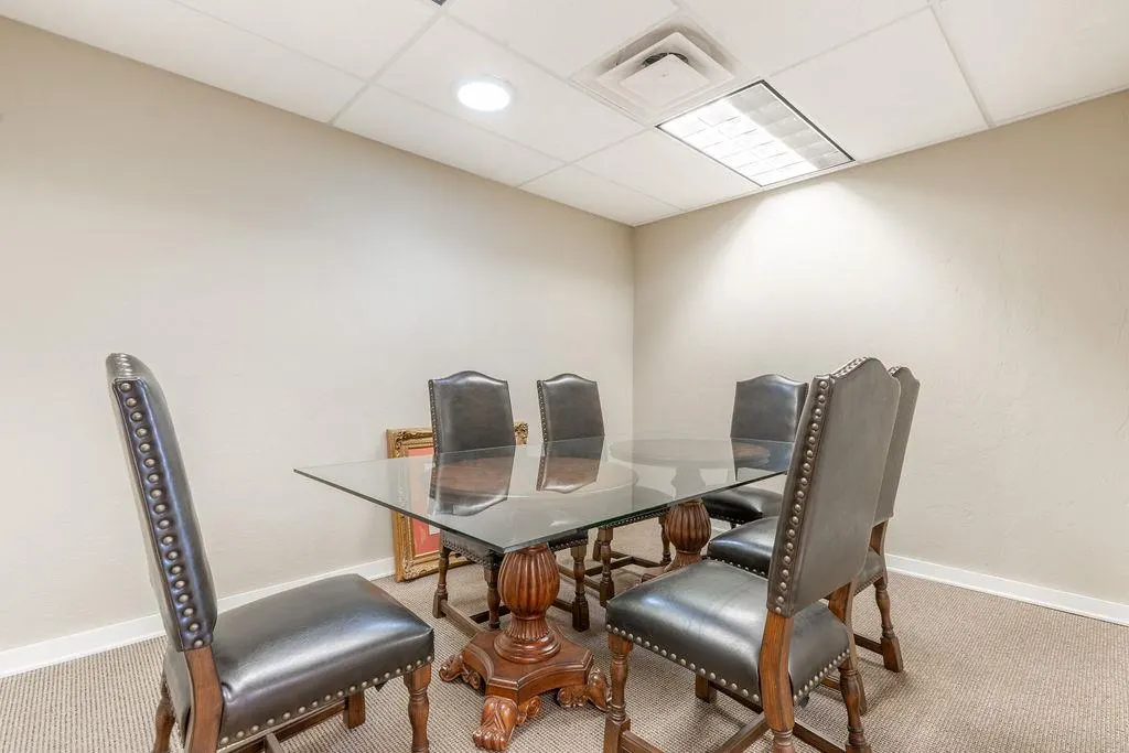 Photo 11 — 1230 Frisco Avenue, Clinton, OK 73601