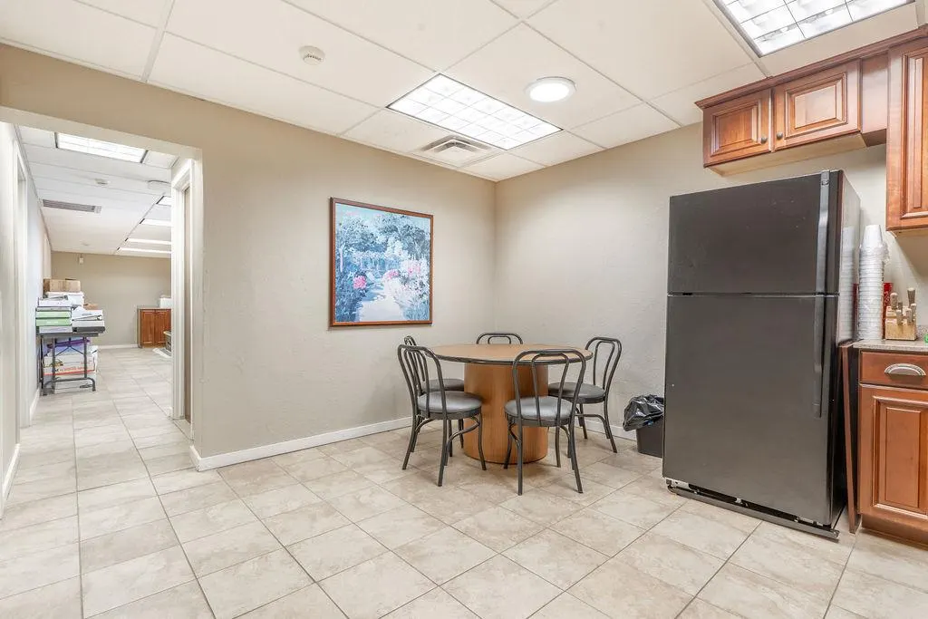 Photo 28 — 1230 Frisco Avenue, Clinton, OK 73601