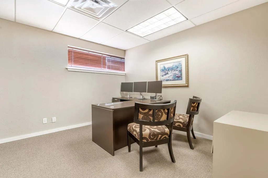 Photo 33 — 1230 Frisco Avenue, Clinton, OK 73601
